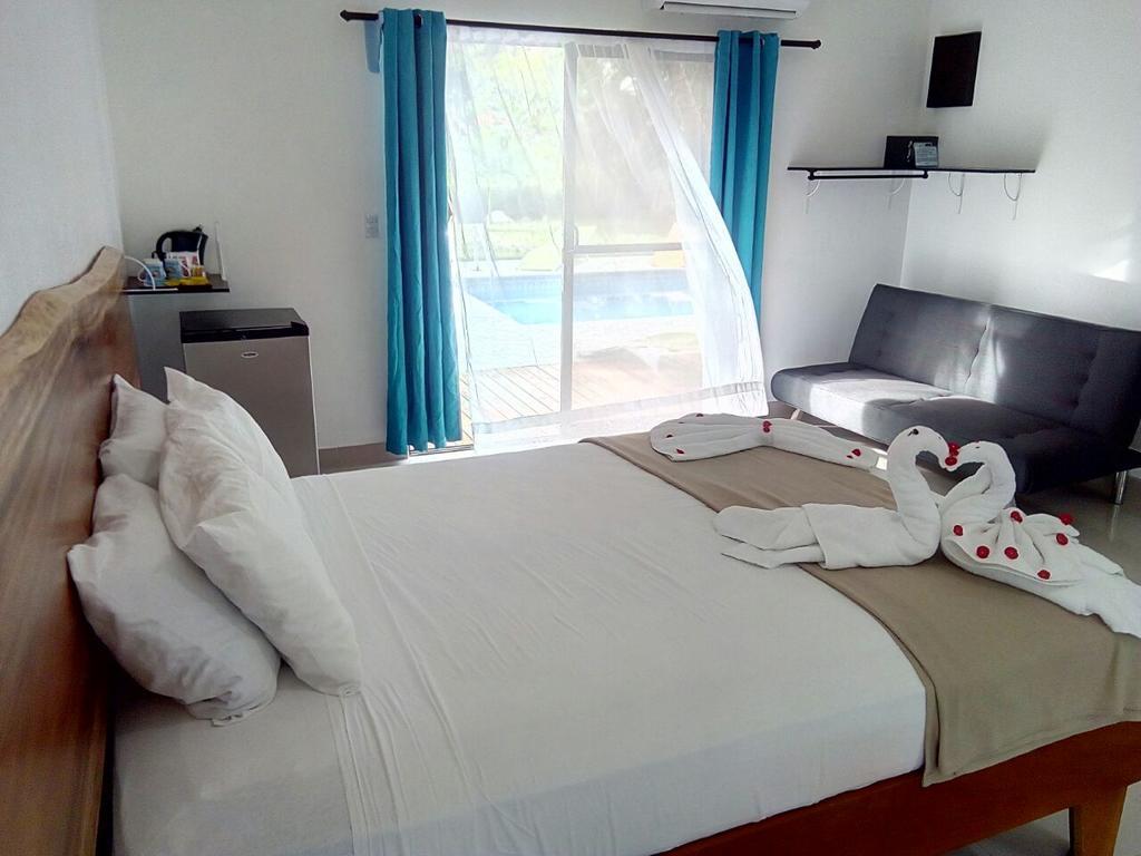 Deluxe Room,645251004:JPEG